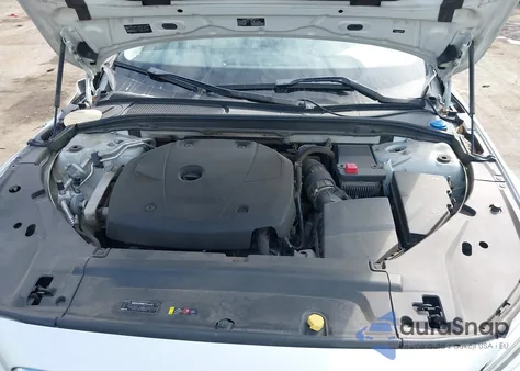 2017 Volvo S90 T6 Inscription из США, поврежденный, VIN YV1A22ML6H1014225